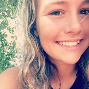 Meet your Posher, Katrina